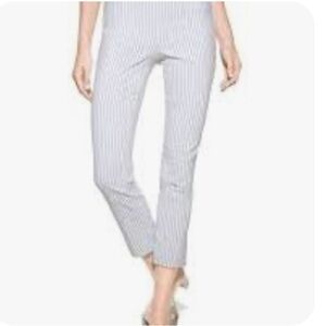 NWT White House Black Market Size 6 Pin Stripe Crop Pants.